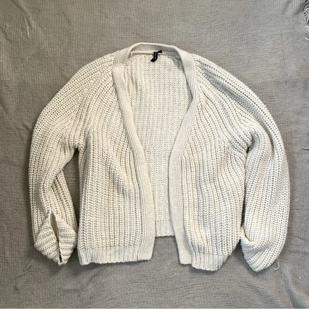 Chunky Knit Beige Long Sleeve Cardigan - Picture 11 of 16